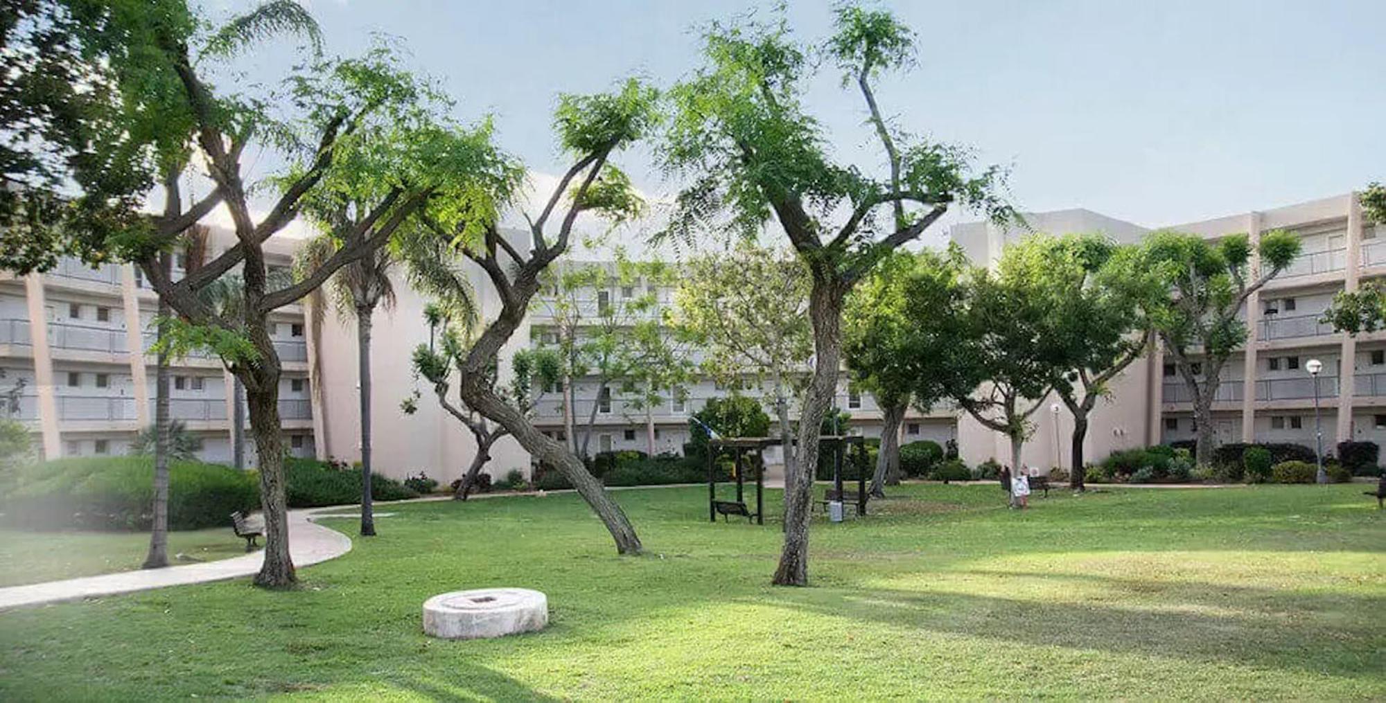 Caesarea Inn Ngoại thất bức ảnh