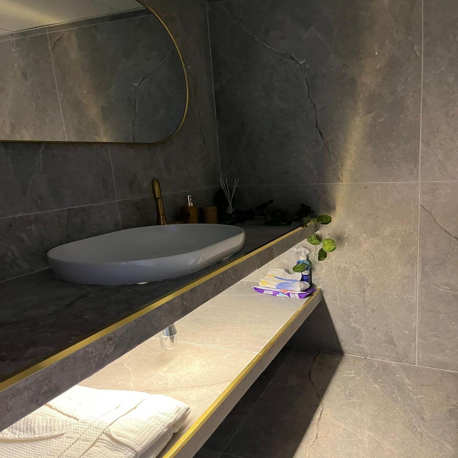 Caesarea Inn Phòng bức ảnh